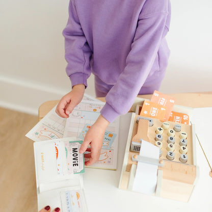 Pretend Play Wallet With 8 Credit Cards (Gingham)