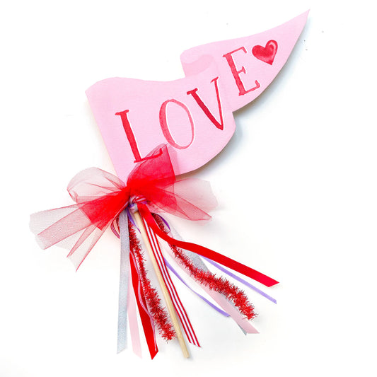 Party Pennant; Love (Pink & Red)